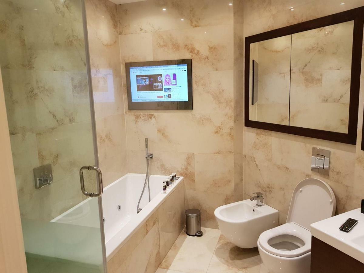 Heart Of Knightsbridge - Stunning Air Conditioned Apartment - 1 Minute Walk From Harrods Londres Extérieur photo